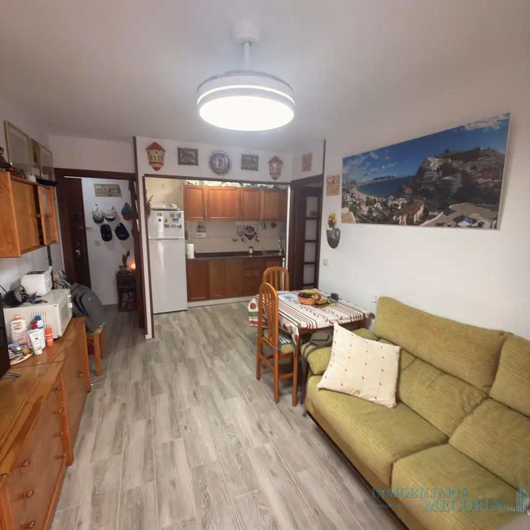 Küche von Wohnung zum Verkauf in Benidorm mit Klimaanlage und Balkon
