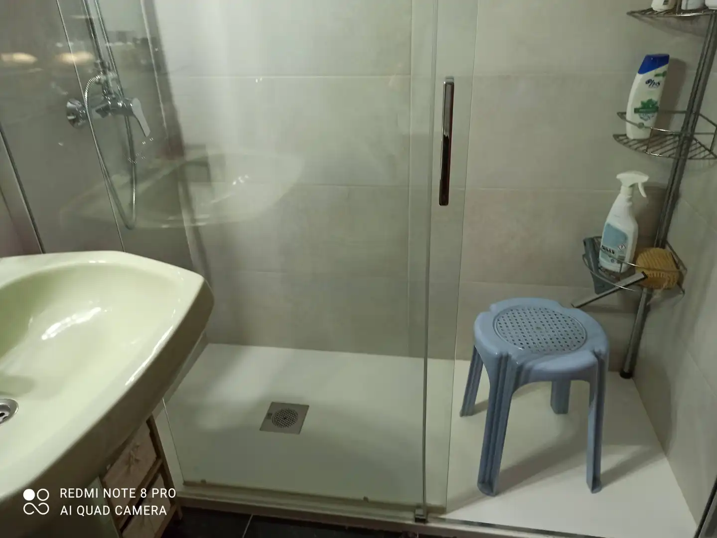 Badezimmer von Wohnung zur Miete in Cunit mit Möbliert, Waschmaschine und Fernseher