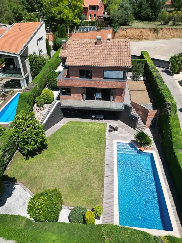 Jardín de Casa o chalet en venta en La Garriga con Calefacción, Jardín privado y Parquet
