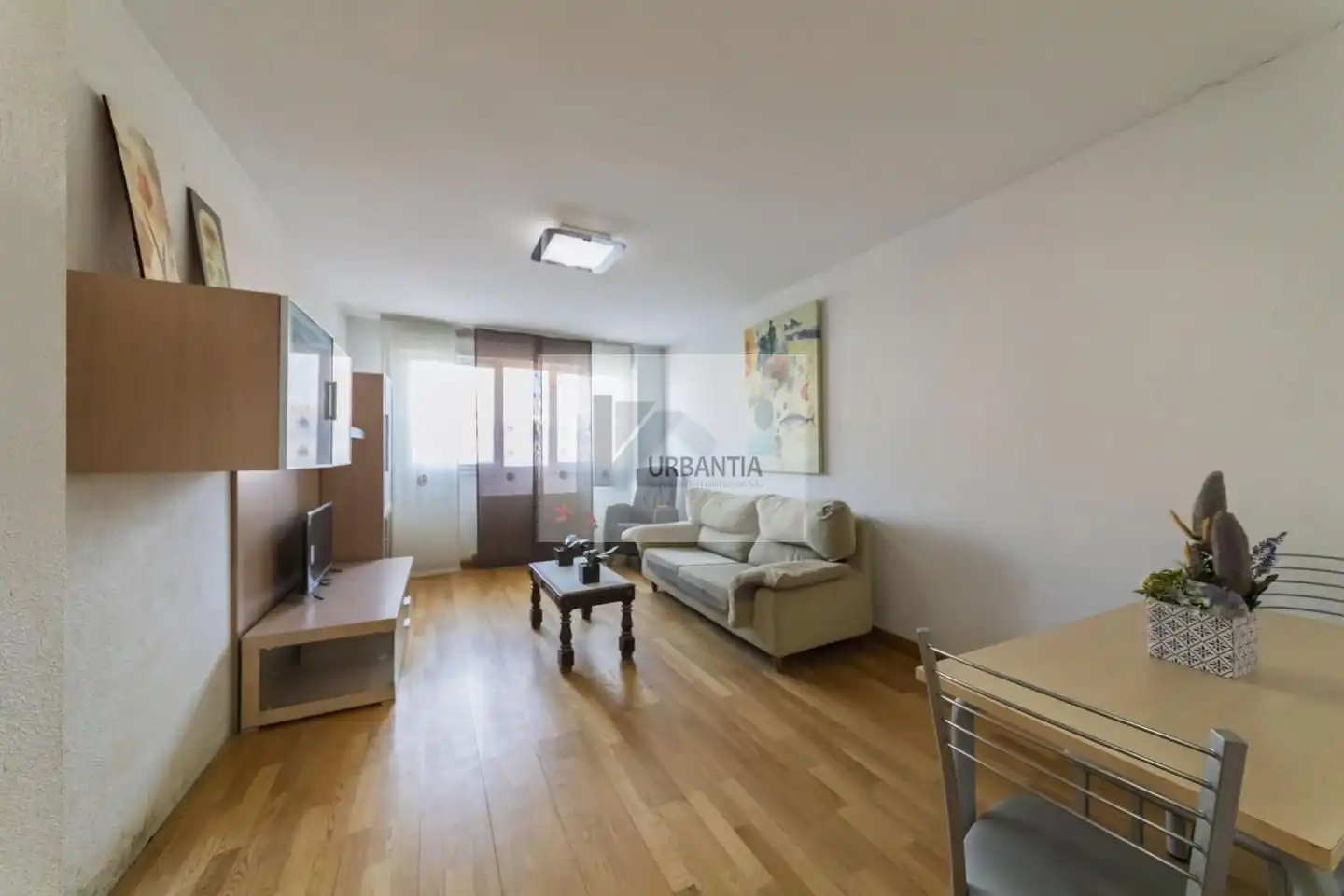 Sala de estar de Planta baja en venta en Larraga con Calefacción, Parquet y Terraza