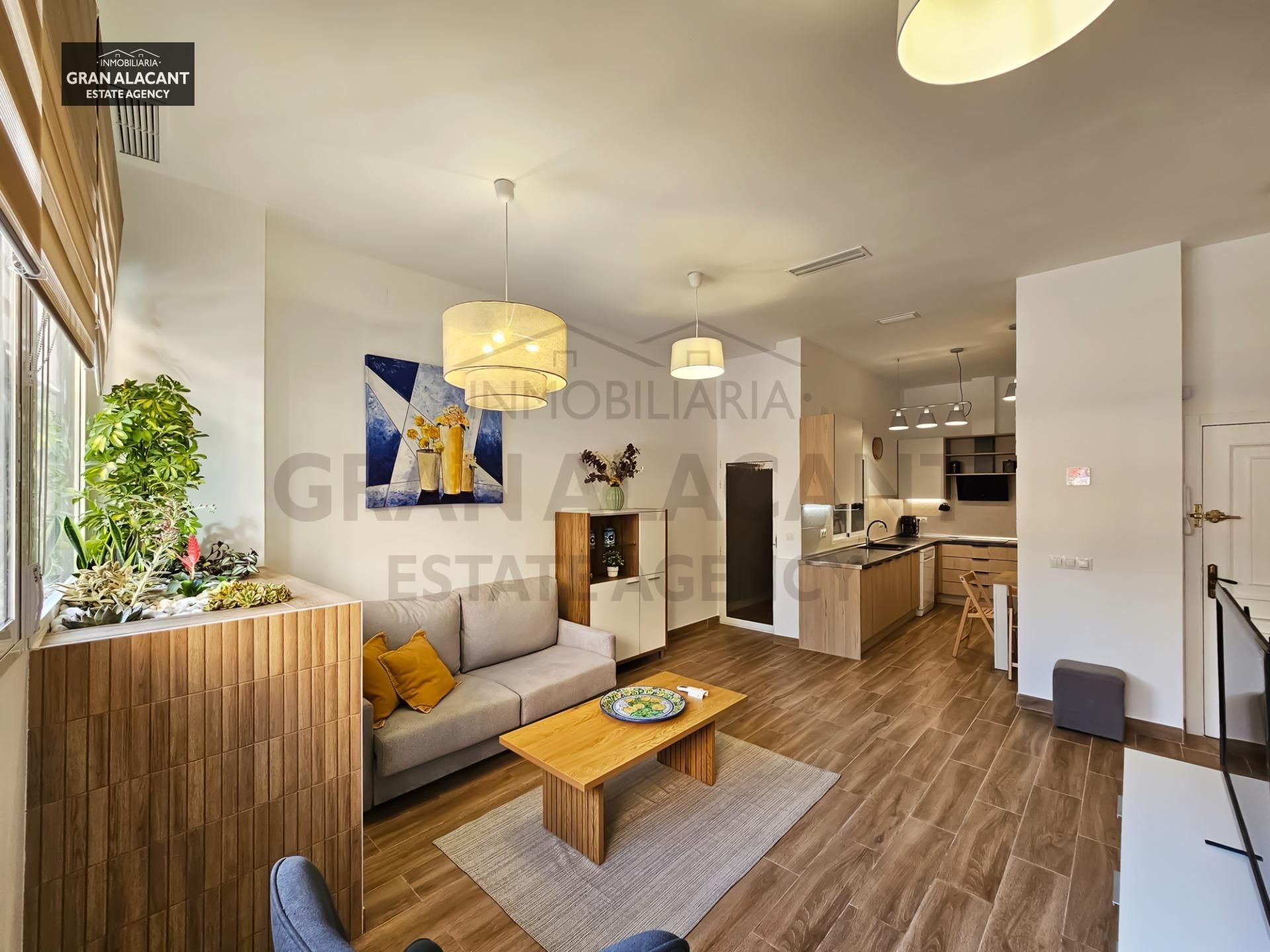 Living room of Planta baja for sale in Santa Pola  with Air Conditioner and Heating