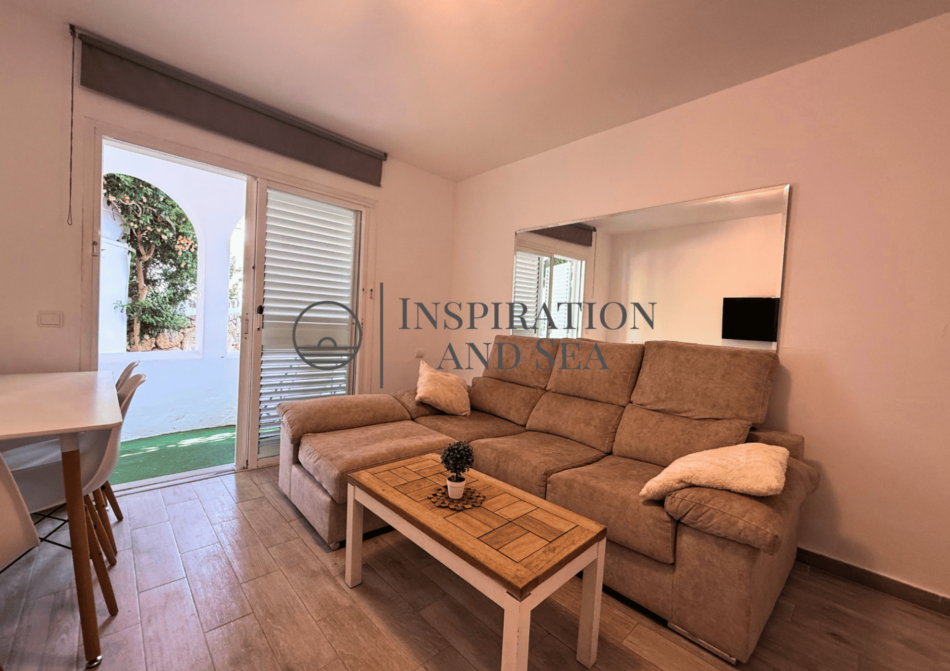 Living room of Flat for sale in Santa Eulària des Riu  with Air Conditioner, Heating and Terrace