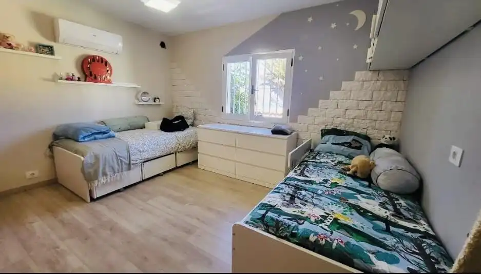 Habitación de Casa o chalet de alquiler en Telde con Aire acondicionado, Jardín privado y Terraza
