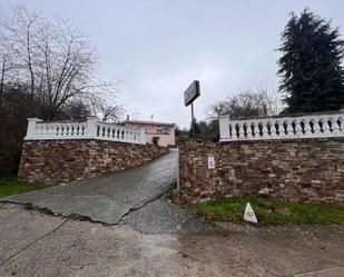 Vista exterior de Finca rústica en venda en Molinaseca amb Terrassa