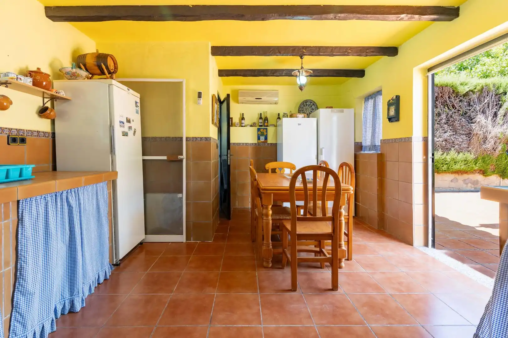Cocina de Casa o chalet en venta en Montserrat con Aire acondicionado, Jardín privado y Terraza