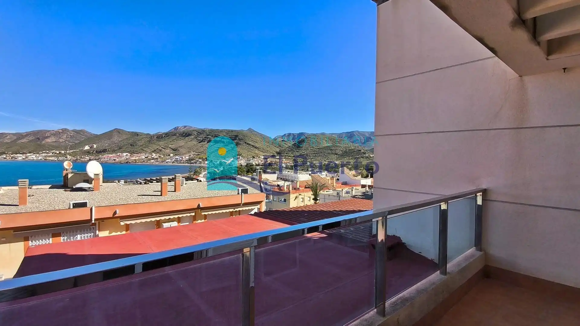 Vista exterior de Dúplex en venta en Cartagena con Terraza, Amueblado y Balcón