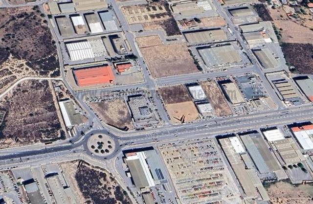 Terreno industrial en Venta en Carrús Oeste