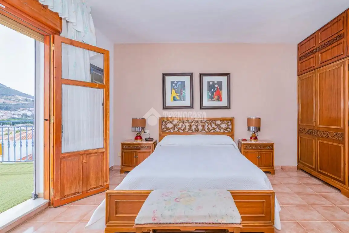 Bedroom of Houses for sale in Loja  with Air Conditioner, Terrace and Balcony