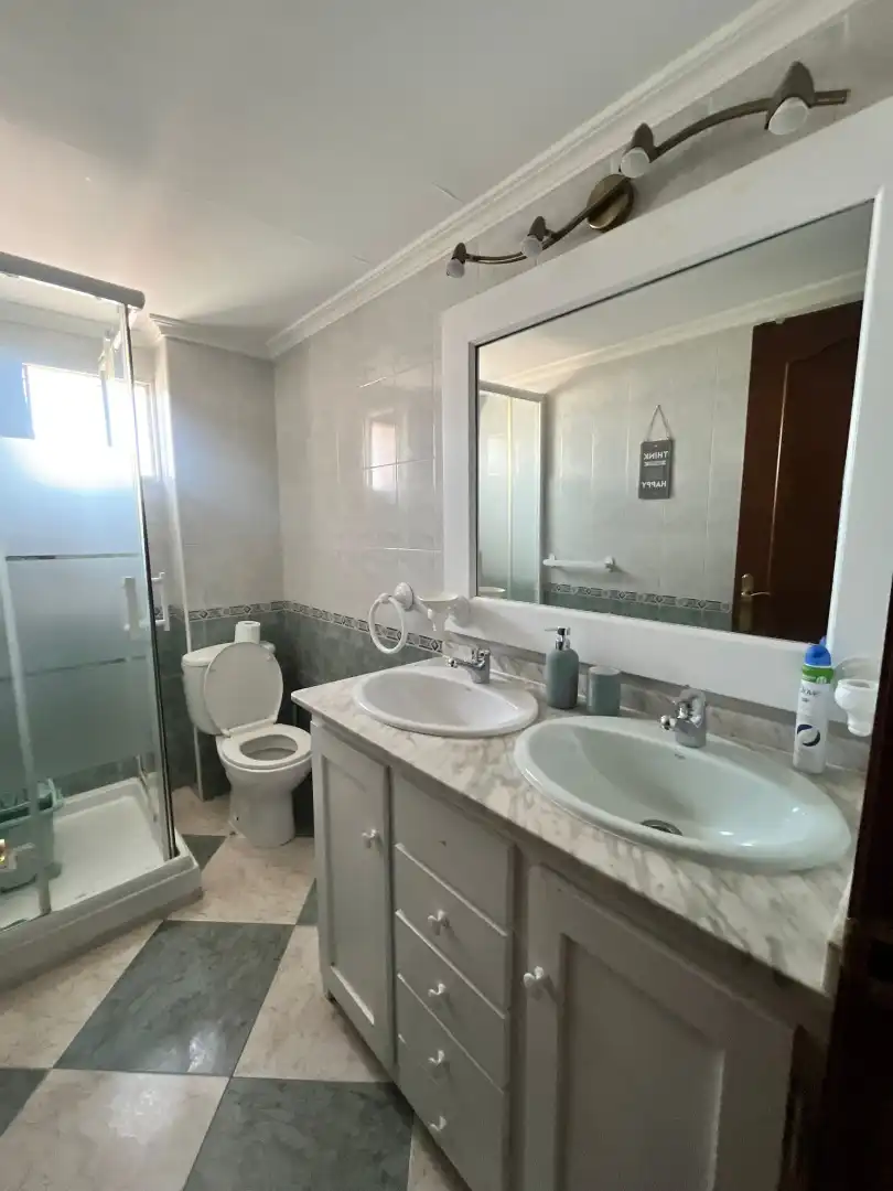 Bathroom of Flat for rent in Bormujos  with Air Conditioner, Heating and Furnished
