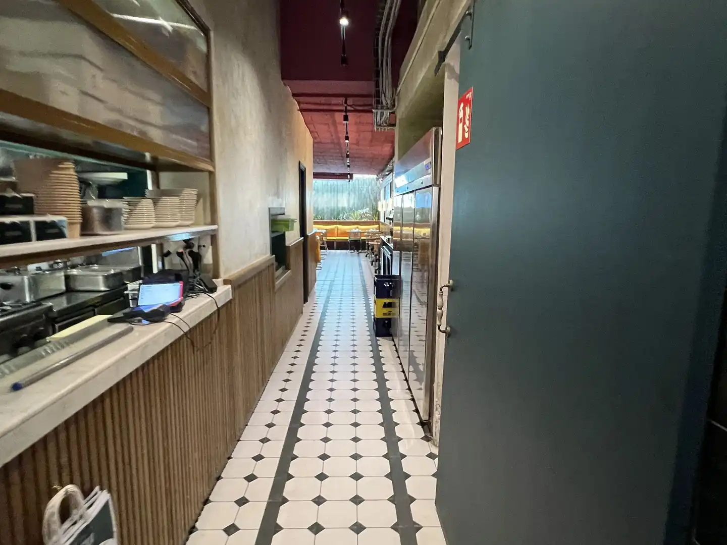Local comercial en traspàs a Eixample, imagen 12