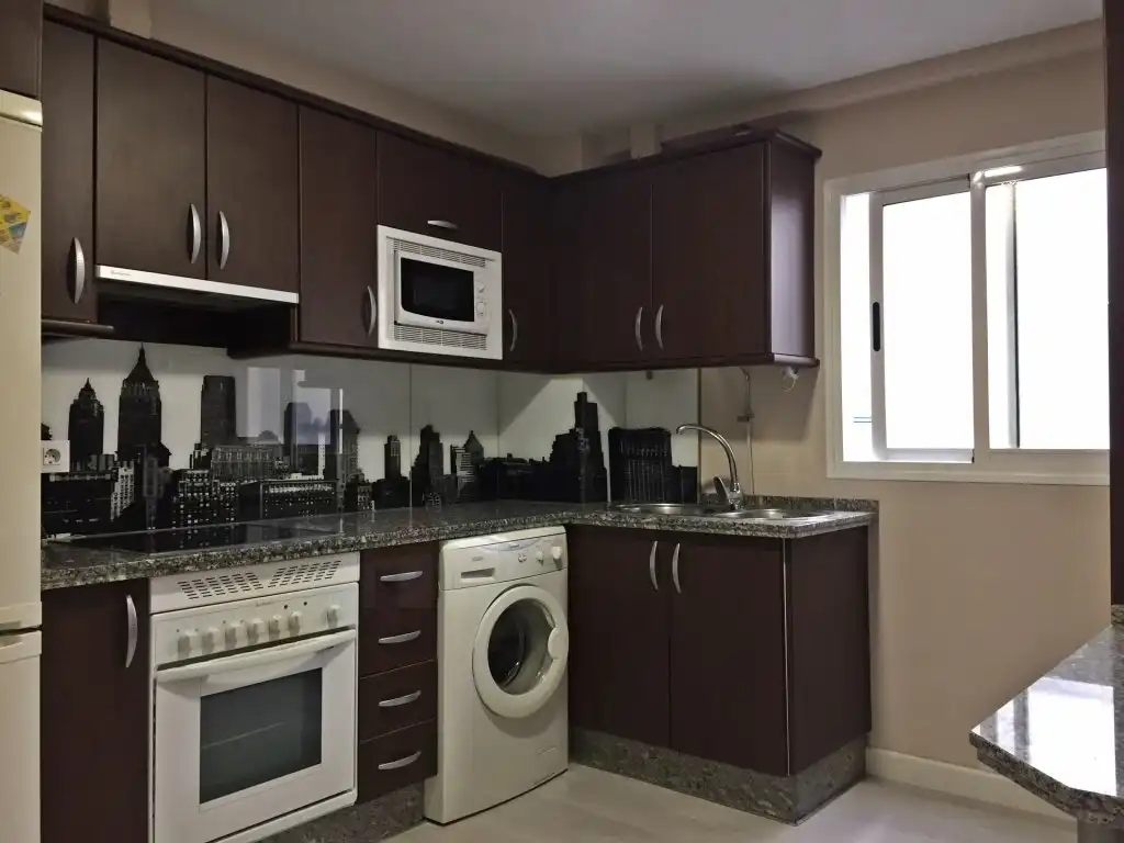 Appartement compact avec ascenseur à vendre à Avenida Carolina Coronado 5, imagen 5