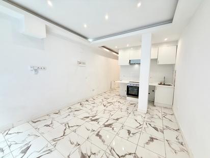 Cuina de Pis en venda en  Madrid Capital amb Aire condicionat