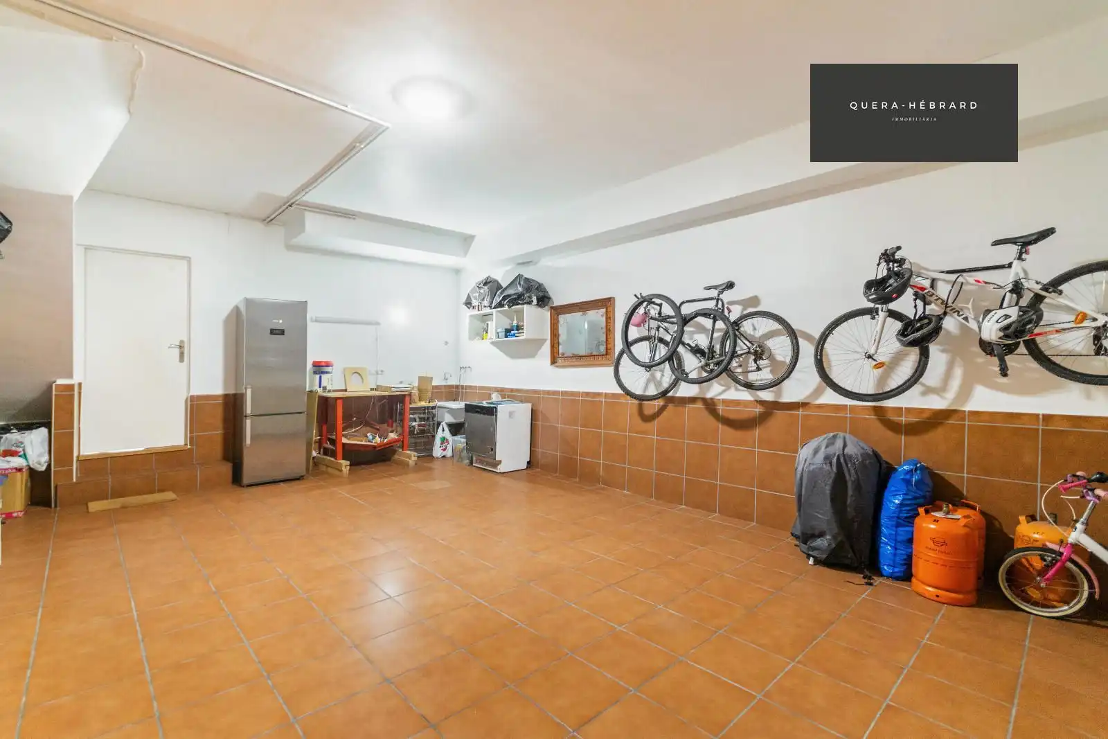 Casa adosada en venta en Rubí con Aire acondicionado, Calefacción y Parquet