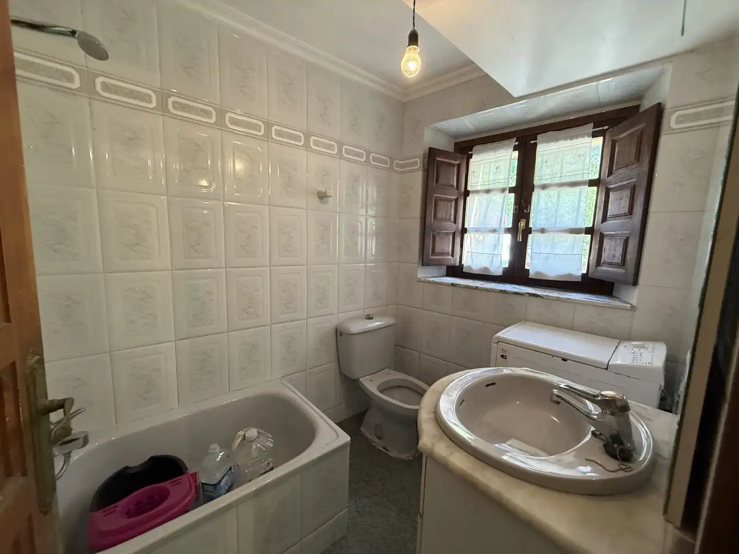 Bathroom of Detached homes for sale in Ribadedeva
