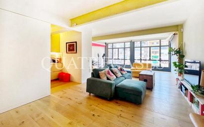 Exterior view of Office for sale in  Barcelona Capital  with Air Conditioner and Heating