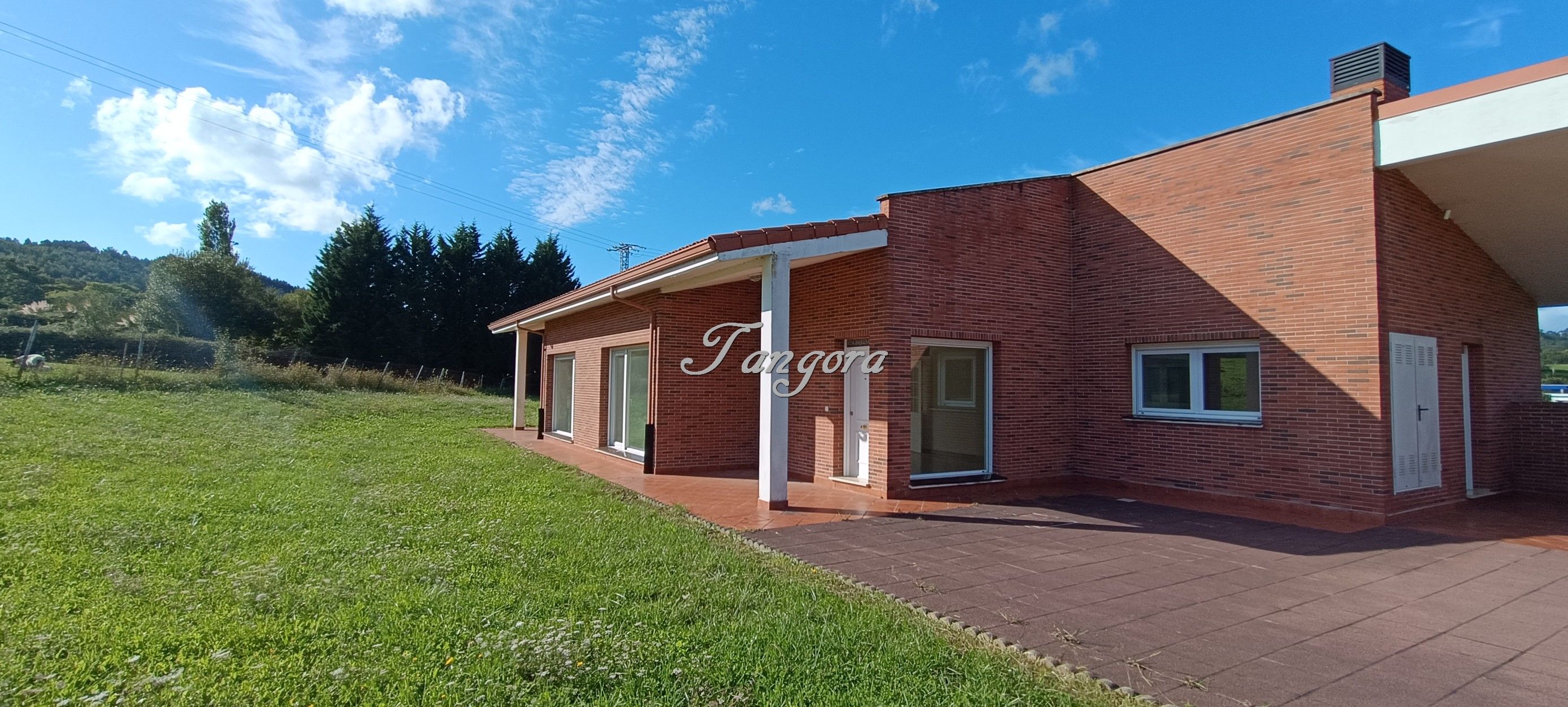 Exterior view of House or chalet for sale in Urduliz  with Heating and Private garden