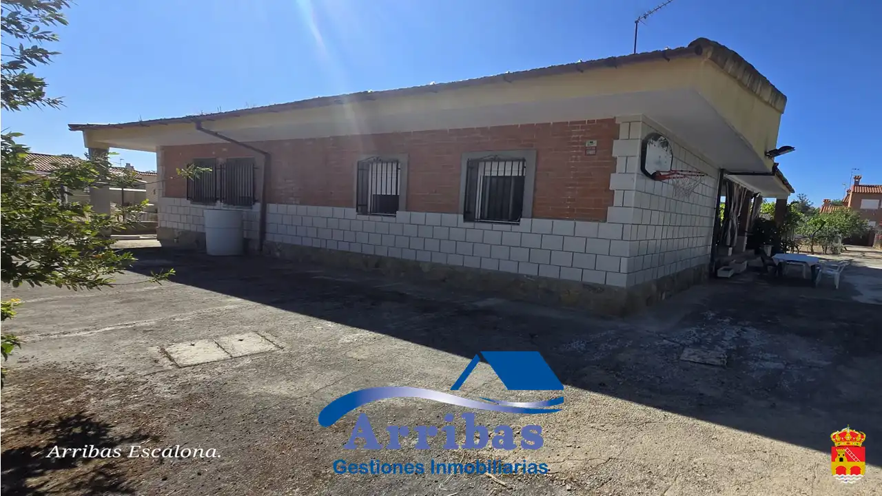 Chalet con terraza en venta en Escalona, imagen 5