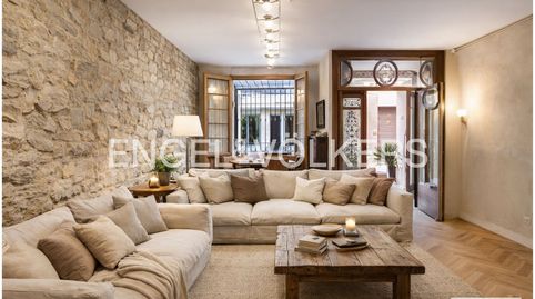 Casa de Pueblo con Licencia Turística en Centro de Premià de Mar.