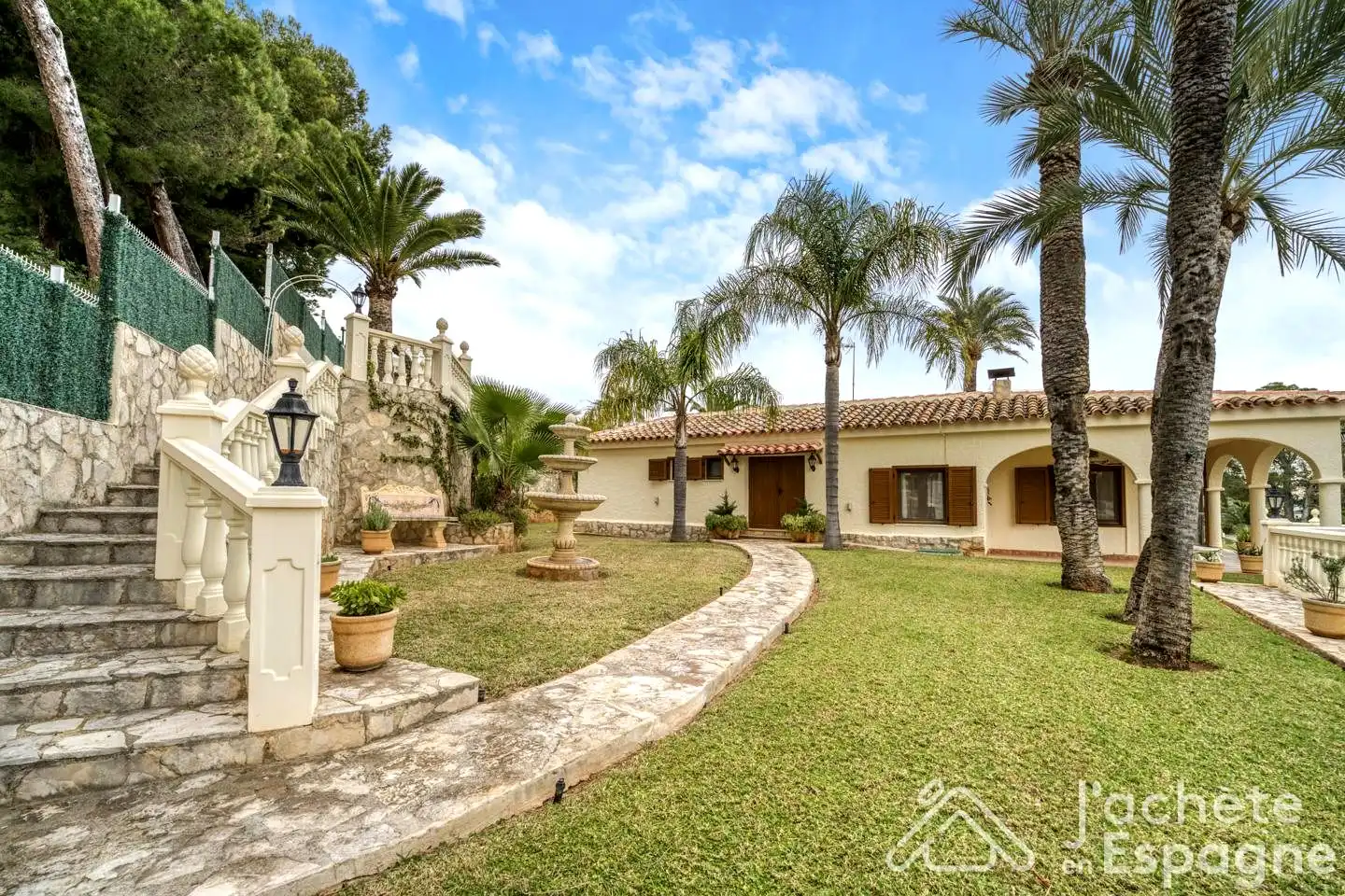 Exterior view of Houses for sale in Alcalà de Xivert  with Air Conditioner, Private garden and Terrace