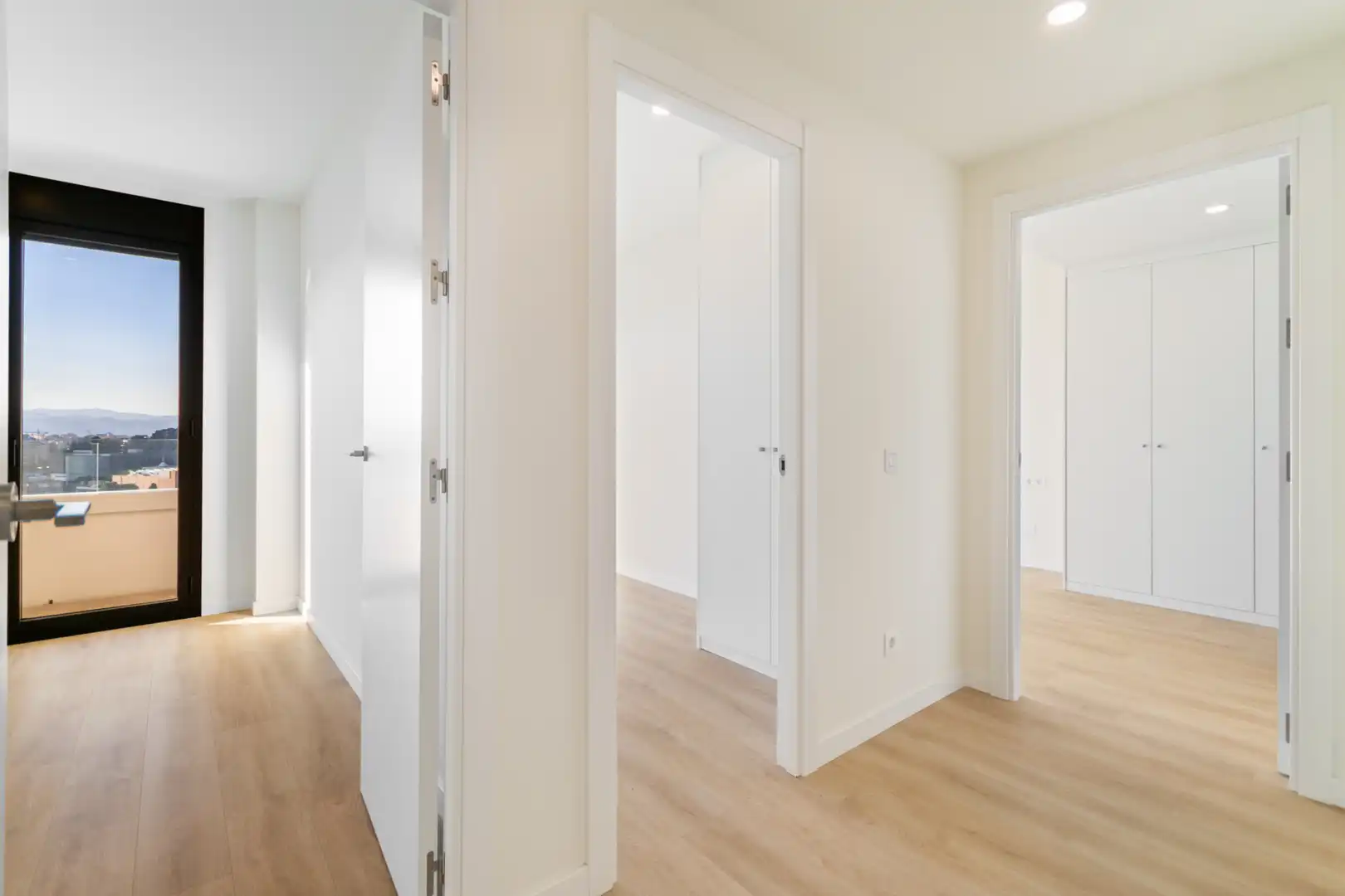 Wohnung zur Miete in Esplugues de Llobregat mit Klimaanlage, Heizung und Terrasse