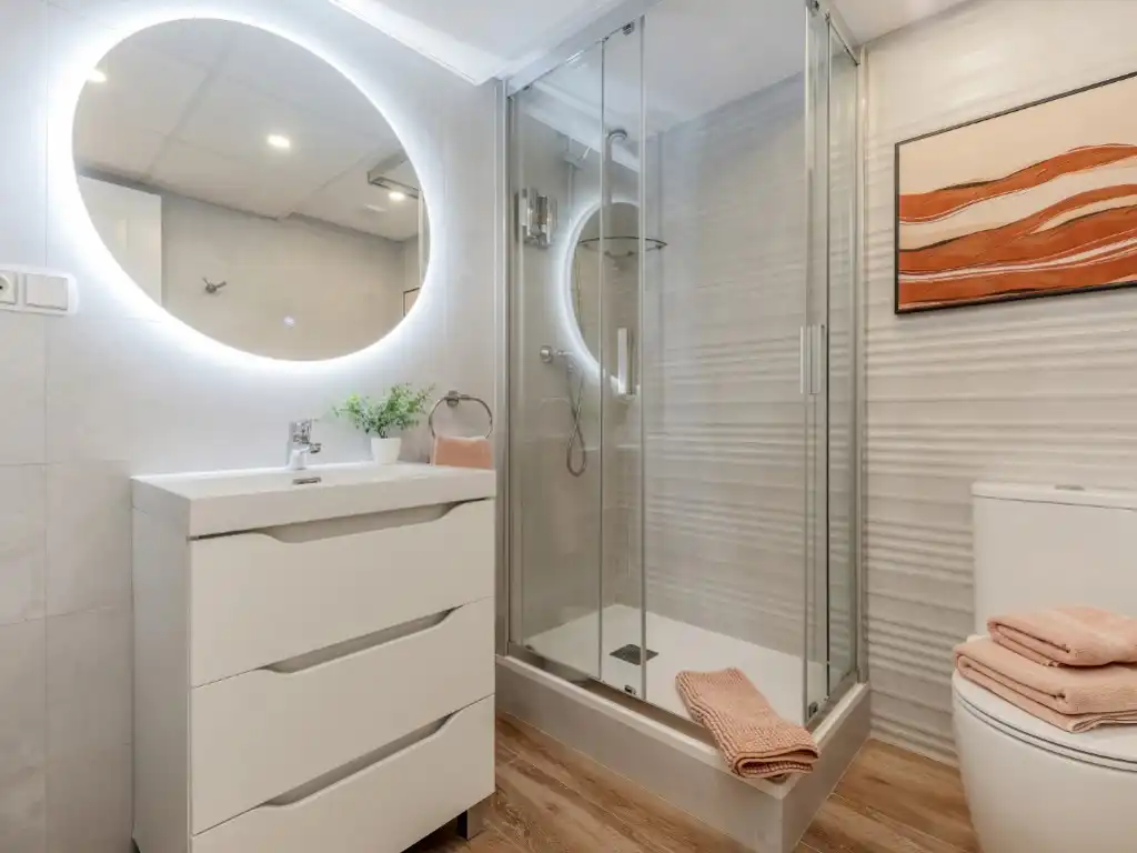 Bathroom of Ground floor for sale in El Campello  with Air Conditioner, Terrace and Swimming Pool