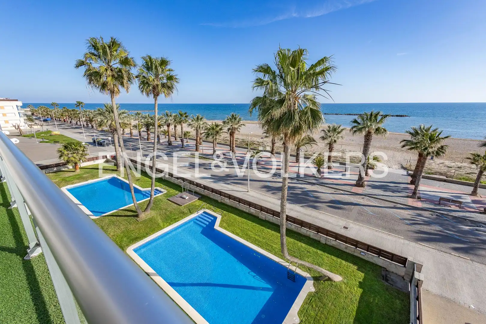 Exterior view of Attic for sale in Cubelles  with Air Conditioner, Heating and Private garden