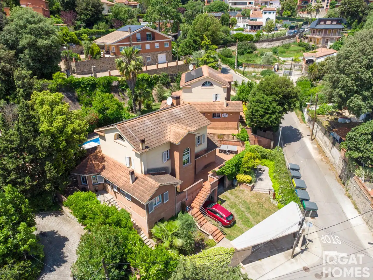 Exterior view of Houses for sale in Sant Cugat del Vallès  with Heating, Terrace and Storage room
