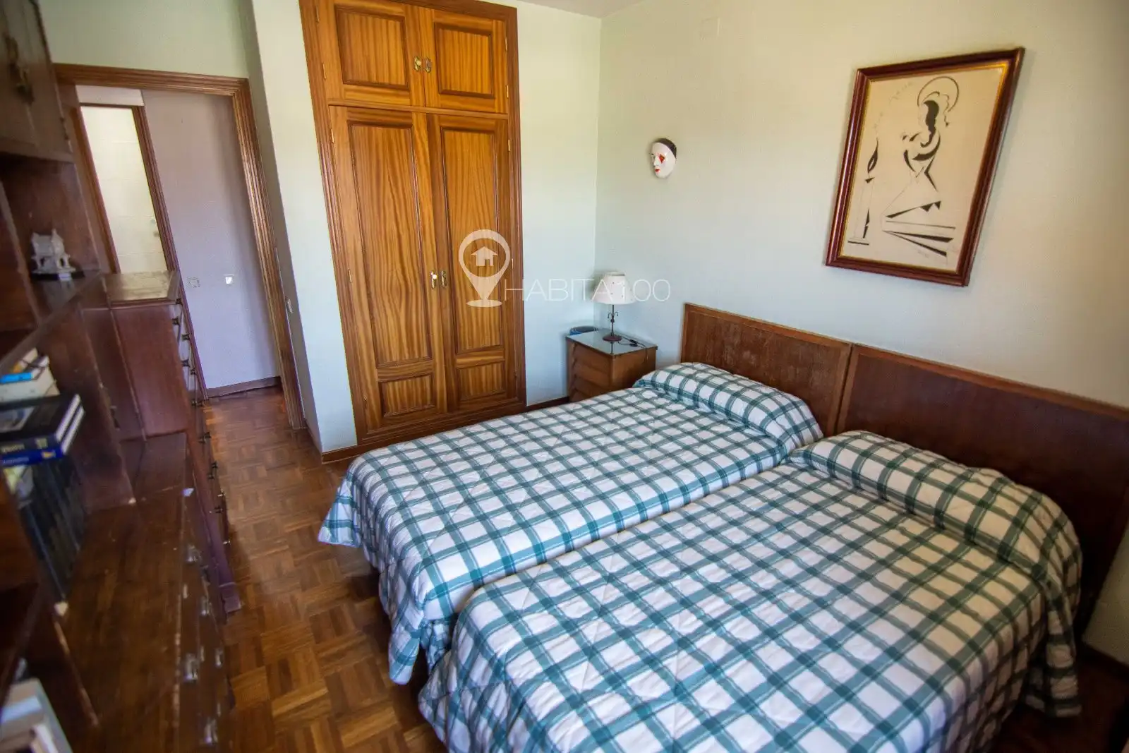 Dormitori de Pis en venda en Cuenca amb Calefacció, Parquet i Terrassa