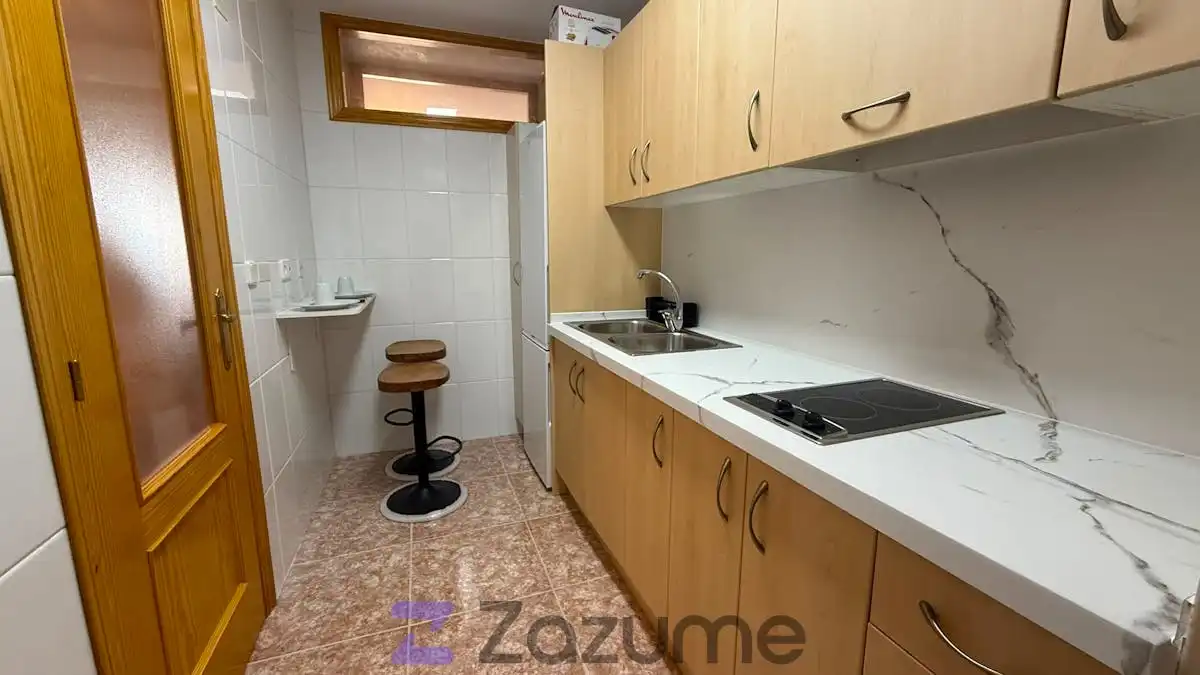 Cuina de Pis de lloguer en Murcia amb Aire condicionat, Calefacció i Terrassa