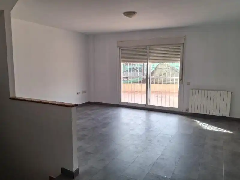 Casa o chalet en venta en Osera de Ebro con Calefacción, Parquet y Trastero