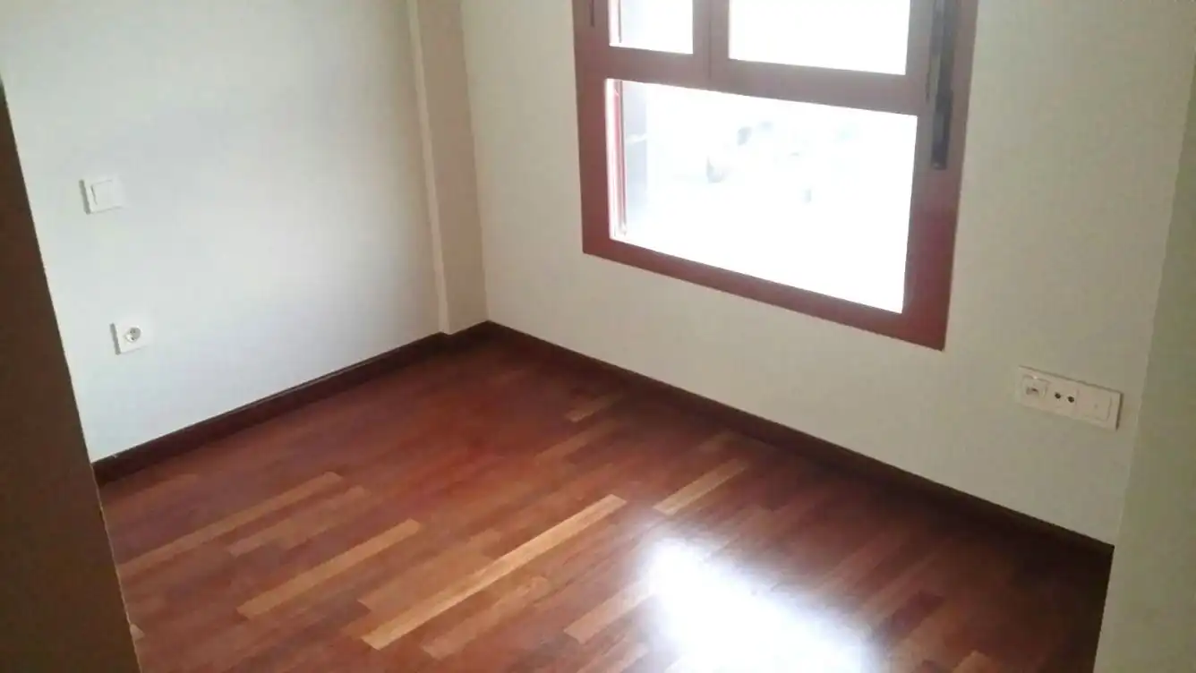 Dormitori de Àtic en venda en Alicante / Alacant amb Calefacció, Parquet i Terrassa