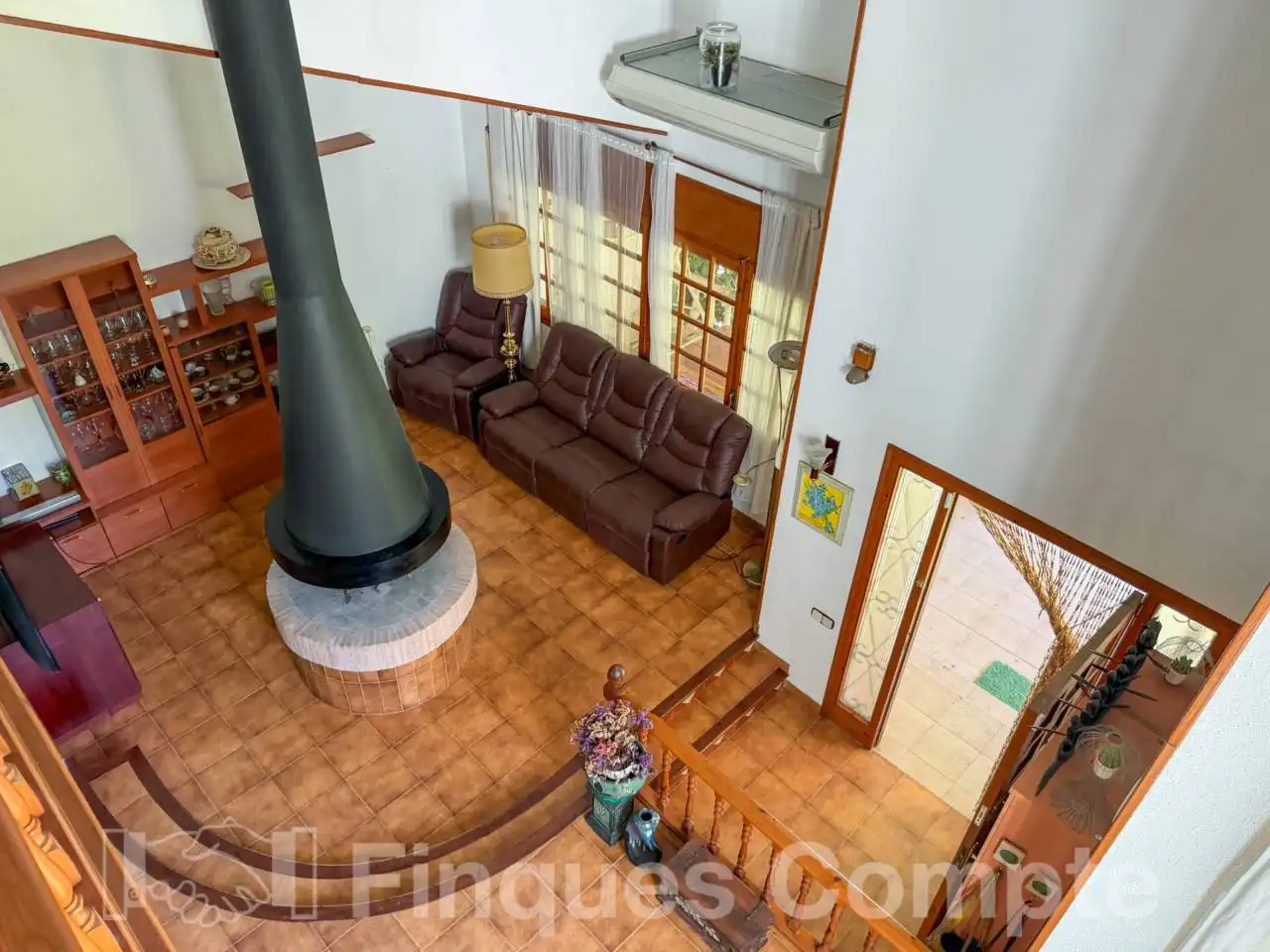 Sala d'estar de Casa o xalet en venda en Roda de Berà amb Aire condicionat, Calefacció i Jardí privat