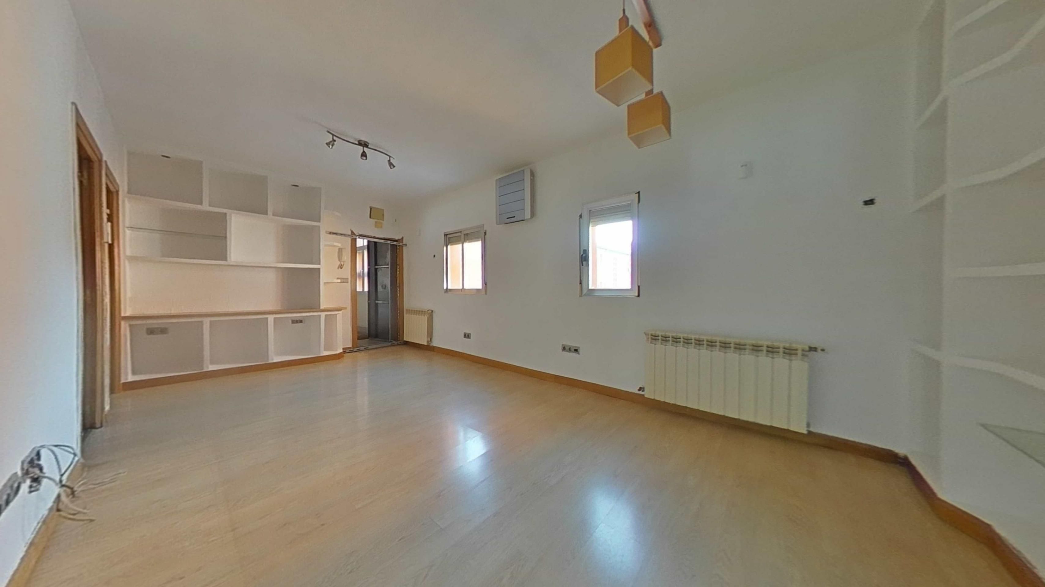 Sala d'estar de Pis en venda en  Madrid Capital