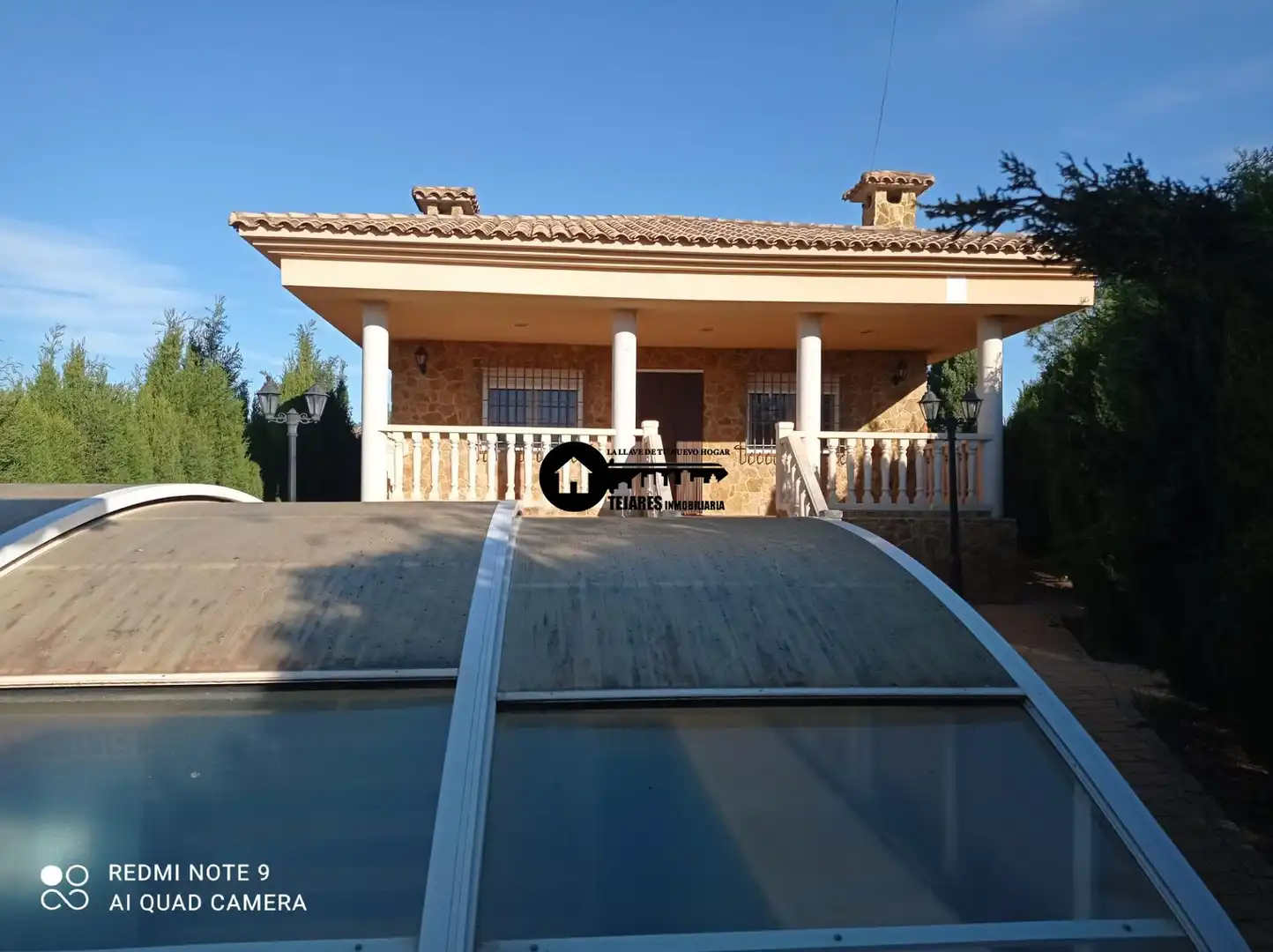 Vista exterior de Casa o chalet en venta en Pétrola con Calefacción, Jardín privado y Terraza