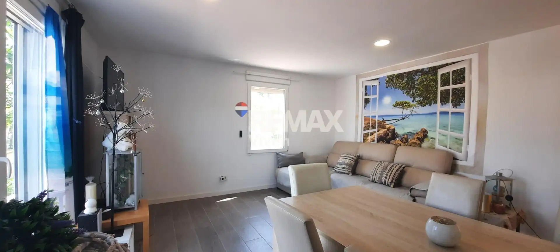 Sala de estar de Casa o chalet en venta en Canyelles con Aire acondicionado, Calefacción y Jardín privado