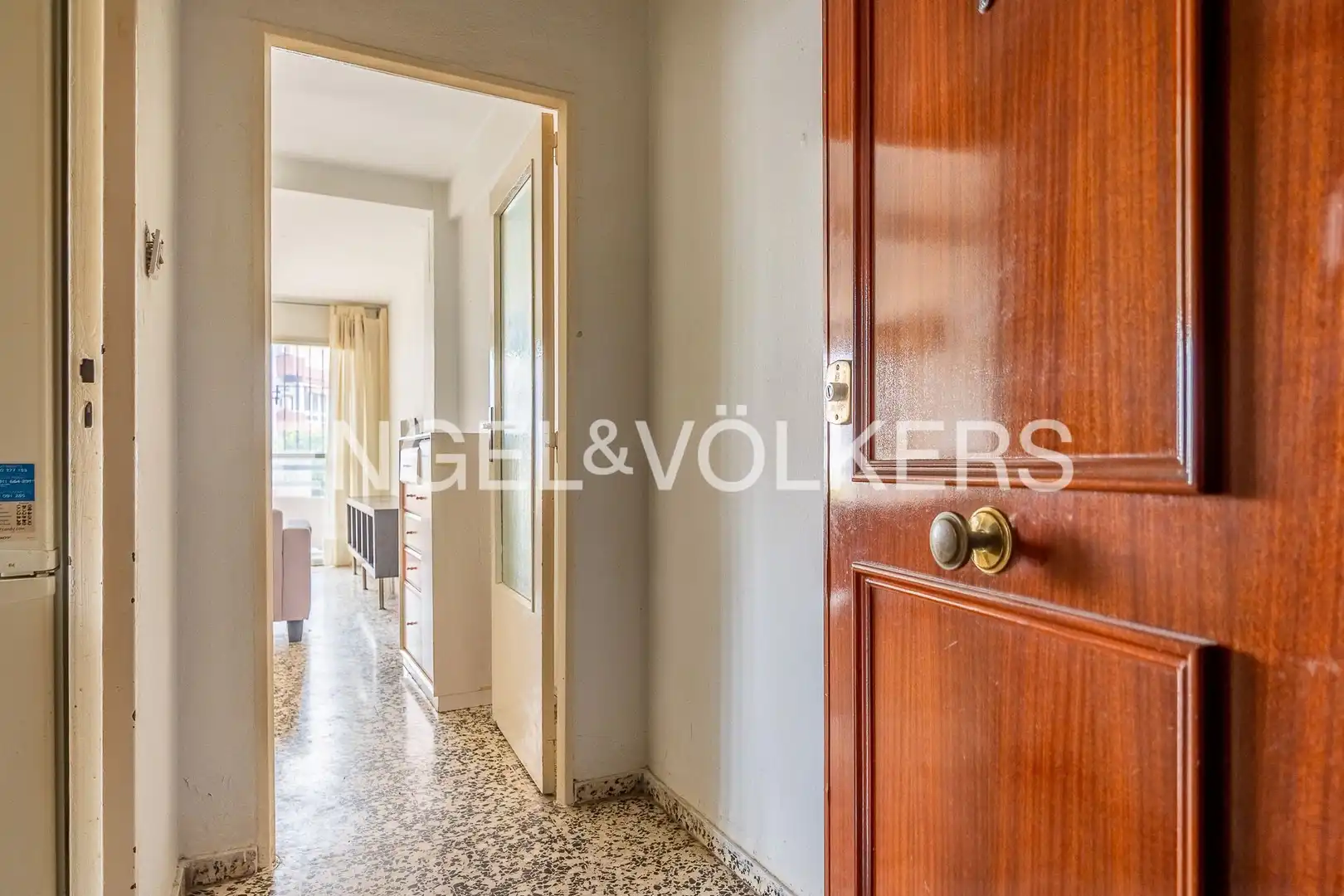 Flat for sale in Sevilla  with Heating, Swimming Pool and Balcony