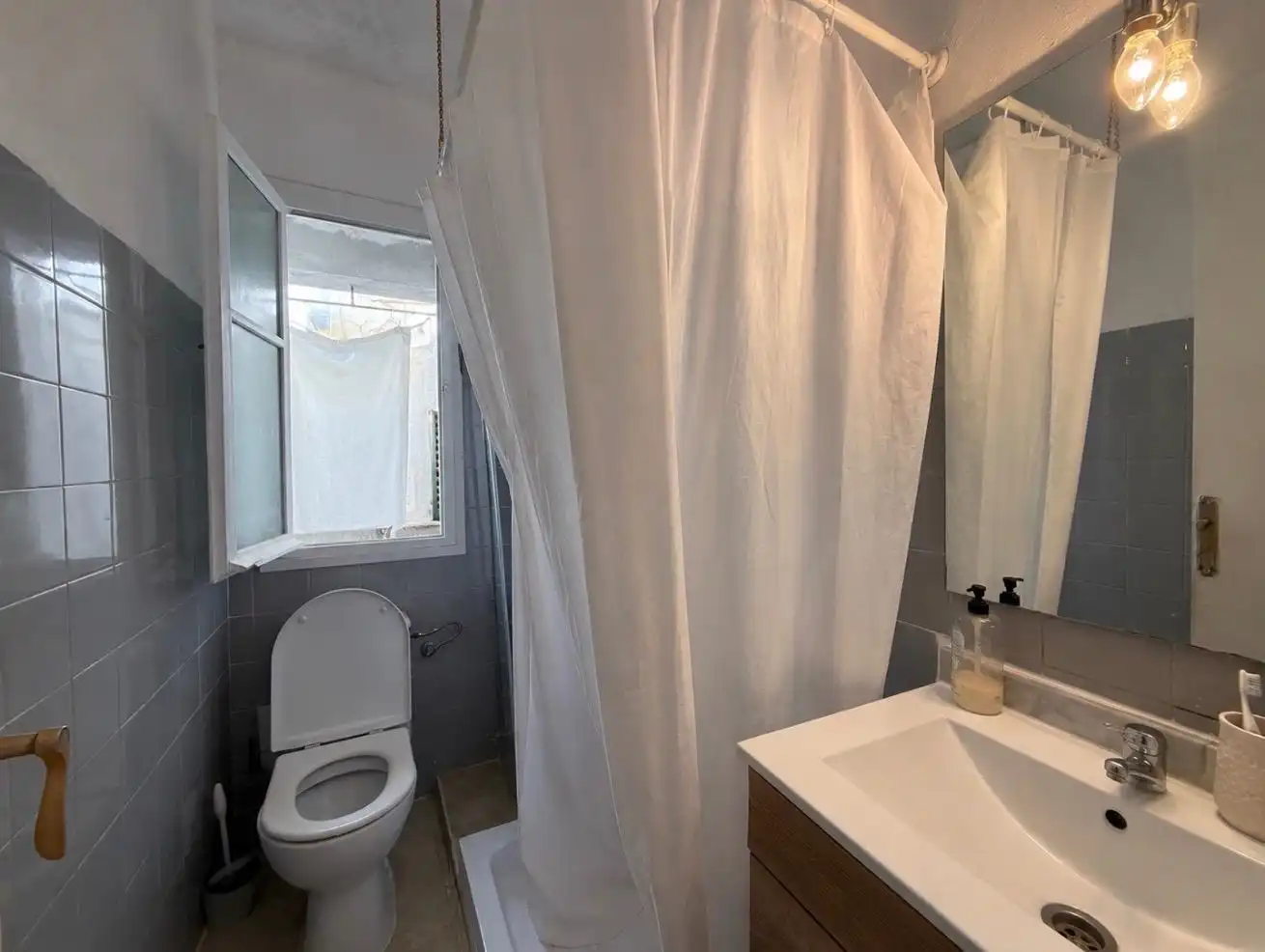 Flat with terrace for sale in Llevant, imagen 4