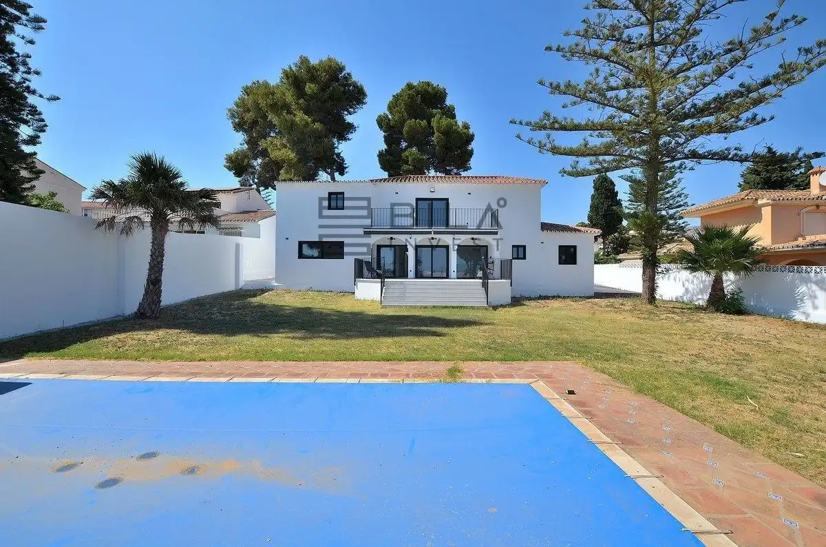 Chalet con piscina en venta en El Coto, imagen 47