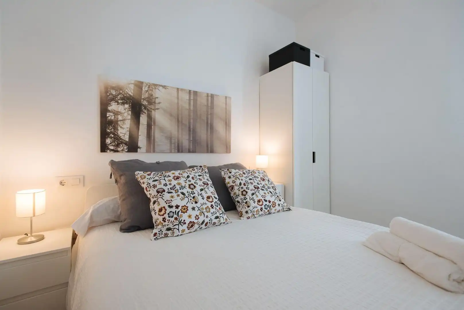 Bedroom of Detached homes for sale in Sevilla  with Air Conditioner, Heating and Private garden
