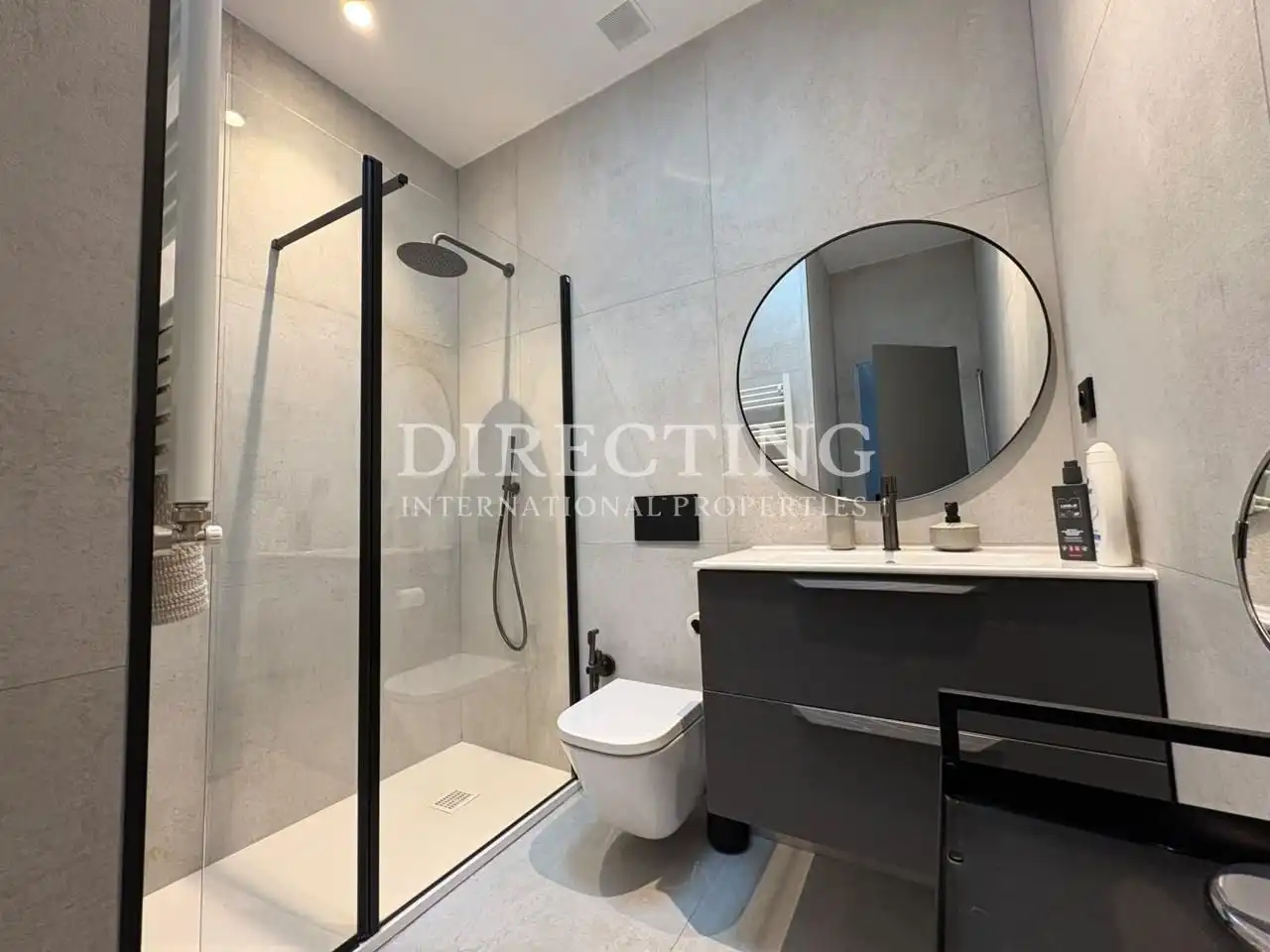 Bathroom of Attic for rent in Barrio de Salamanca