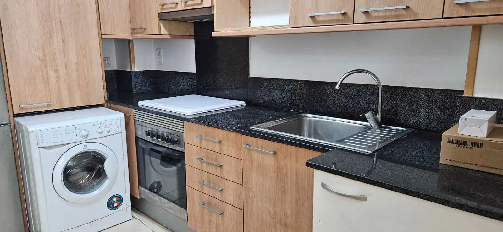 Kitchen of Flat for sale in Tarragona  with Air Conditioner, Furnished and Balcony