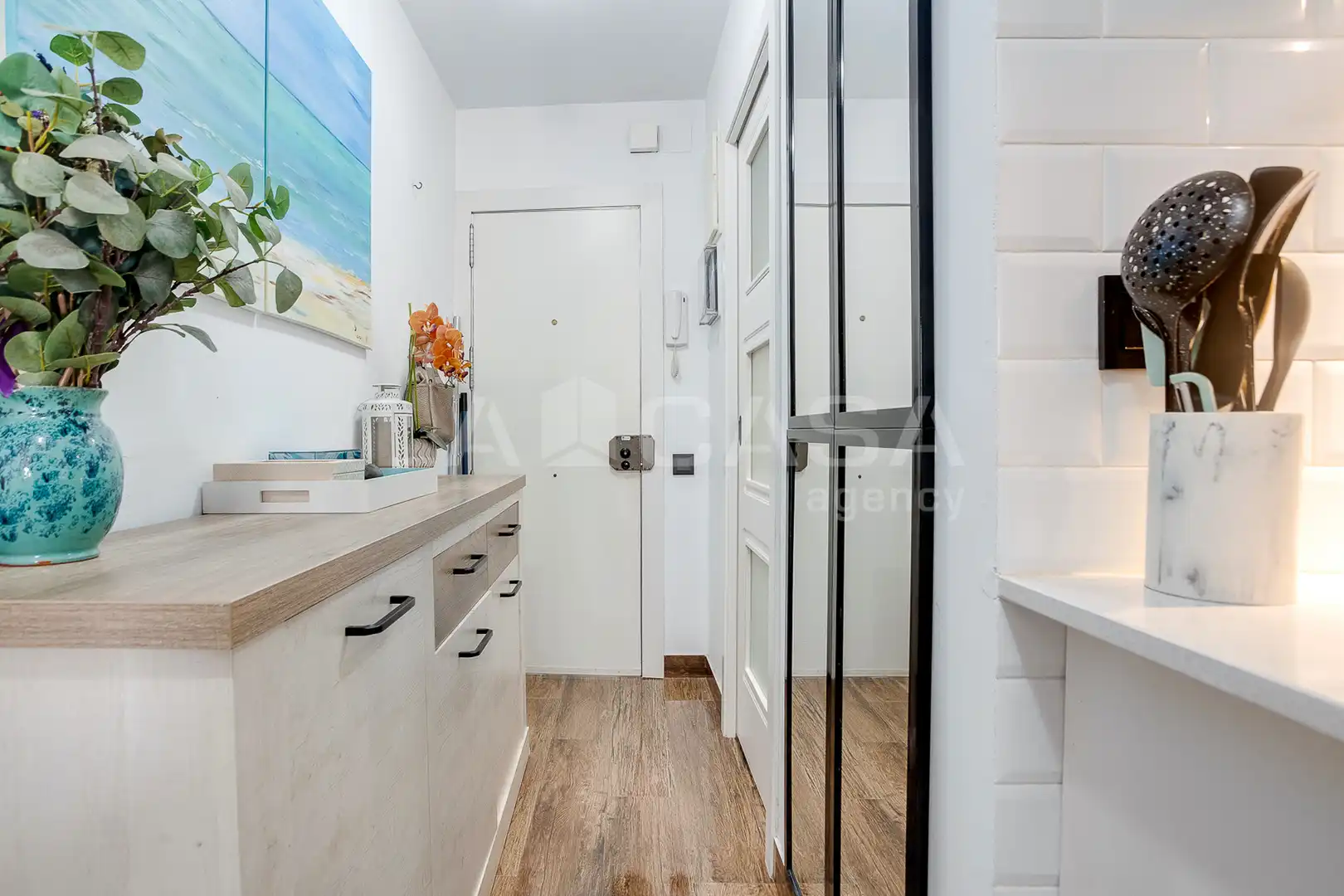 Piso en venta en L'Hospitalet de Llobregat con Balcón