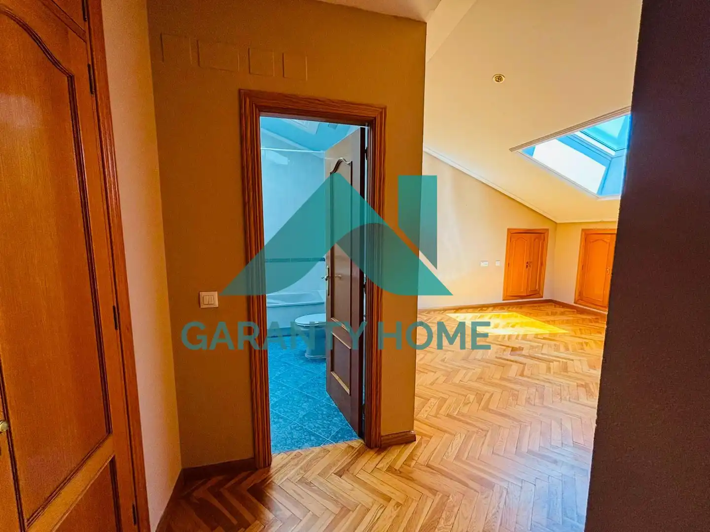 Dúplex de alquiler en Cáceres con Aire acondicionado, Calefacción y Parquet