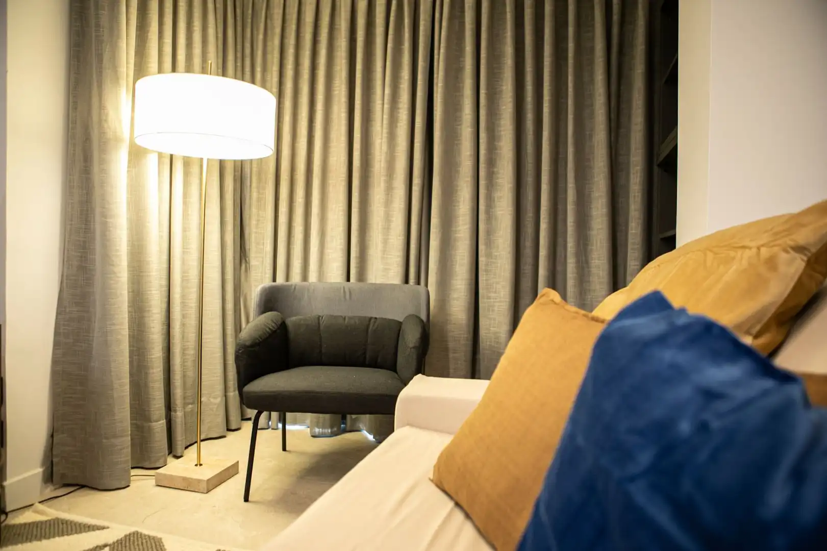 Habitación de Piso de alquiler en Linares con Aire acondicionado, Calefacción y Amueblado