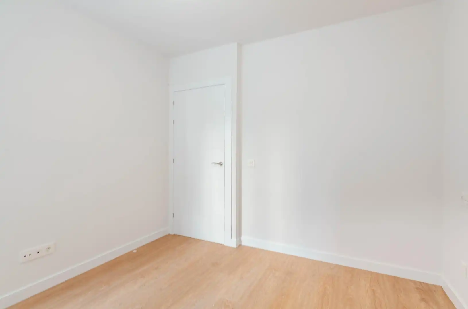 Bedroom of Flat for sale in Gijón   with Heating and Storage room