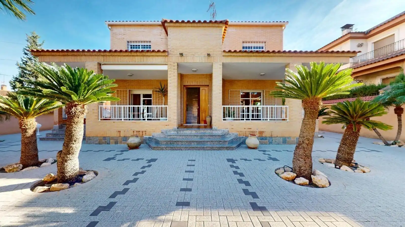Exterior view of Houses for sale in Murcia  with Terrace, Storage room and Swimming Pool