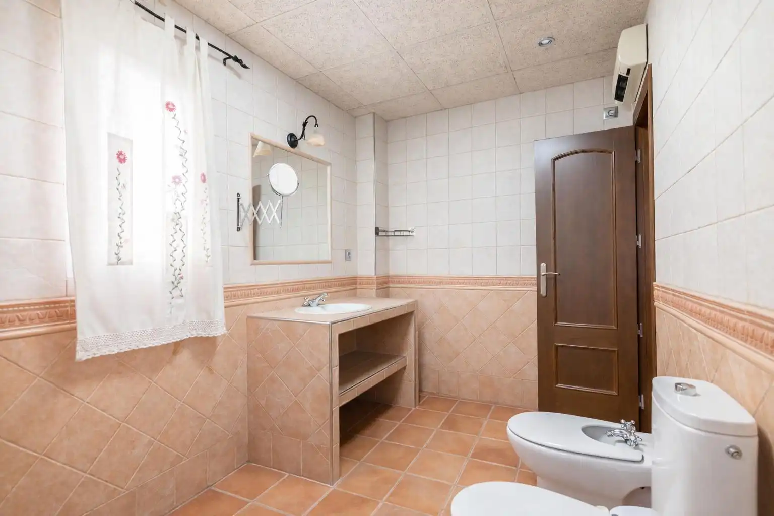 Baño de Casa o chalet en venta en Murcia con Aire acondicionado, Jardín privado y Terraza
