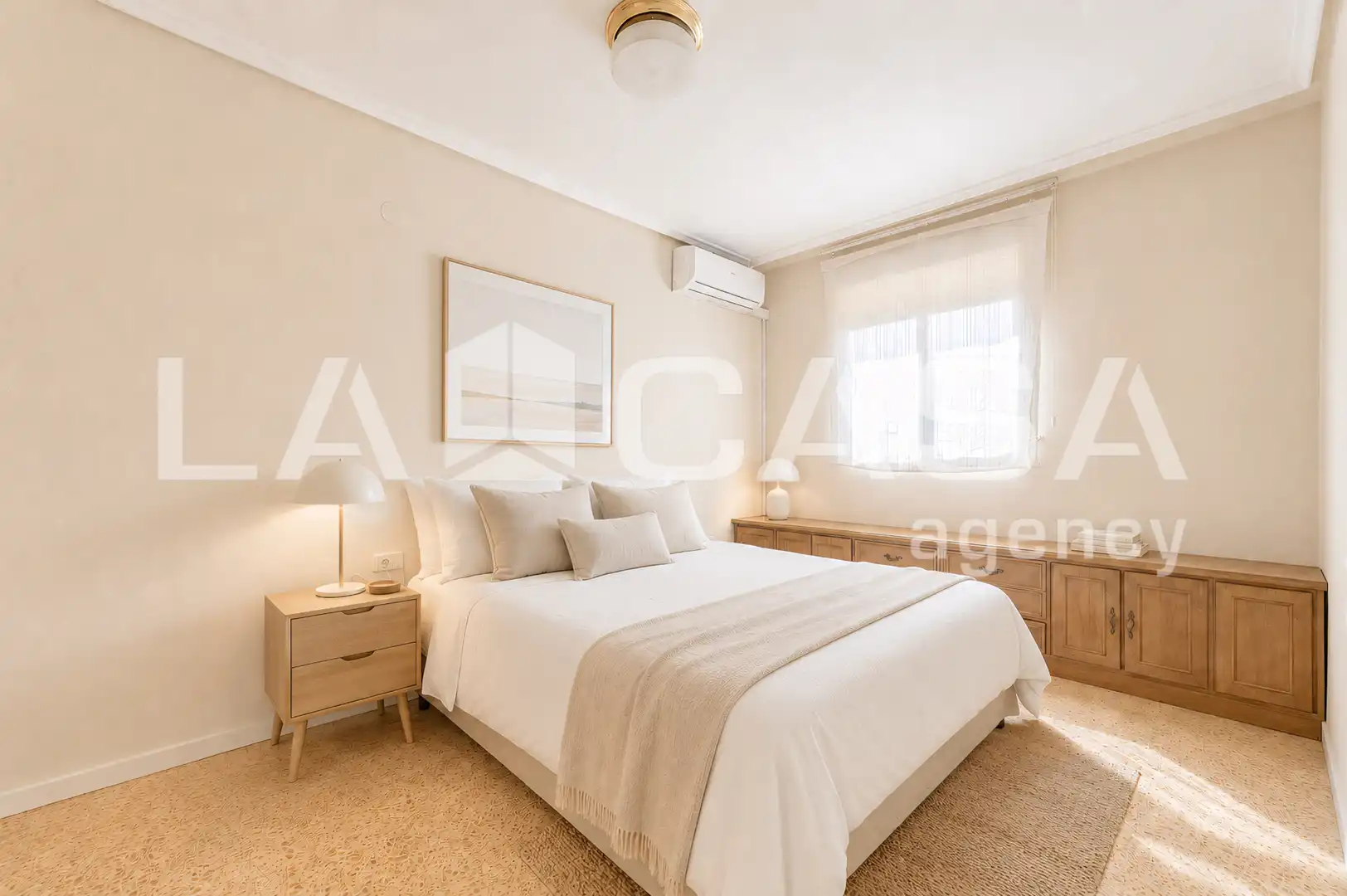 Habitación de Piso en venta en Valencia con Amueblado y Balcón