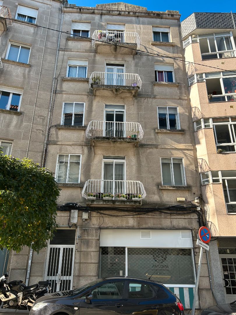 Terrassa de Àtic en venda en Vigo  amb Moblat