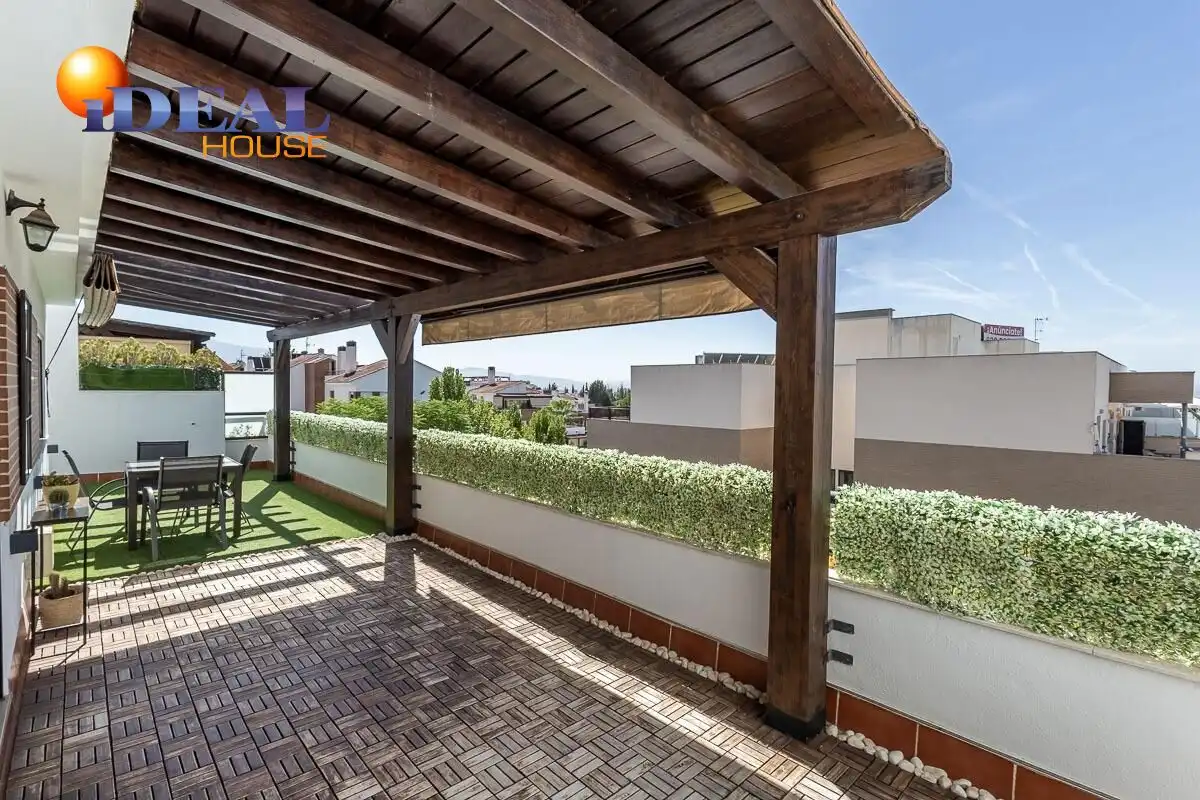 Terraza de Piso en venta en Loma Verde